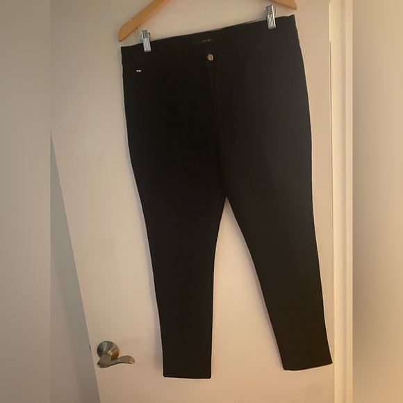 Joe's Jeans Women's Dark Skinny Jeans - Picture 5 of 5